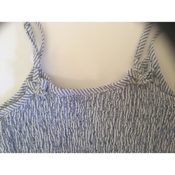 Brandy Melville FINAL MARKDOWN🌷IZZY Crop Top - Picture 5 of 7